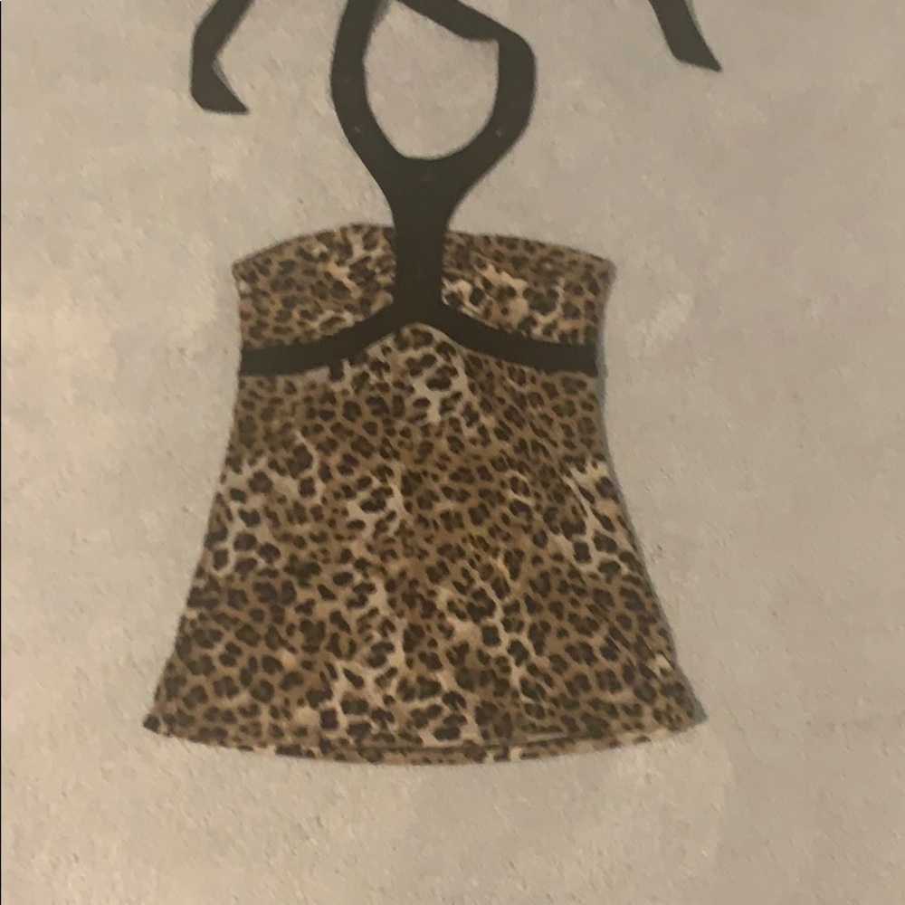 🧚‍♀️GUESS ANIMAL PRINT TOP 🐆